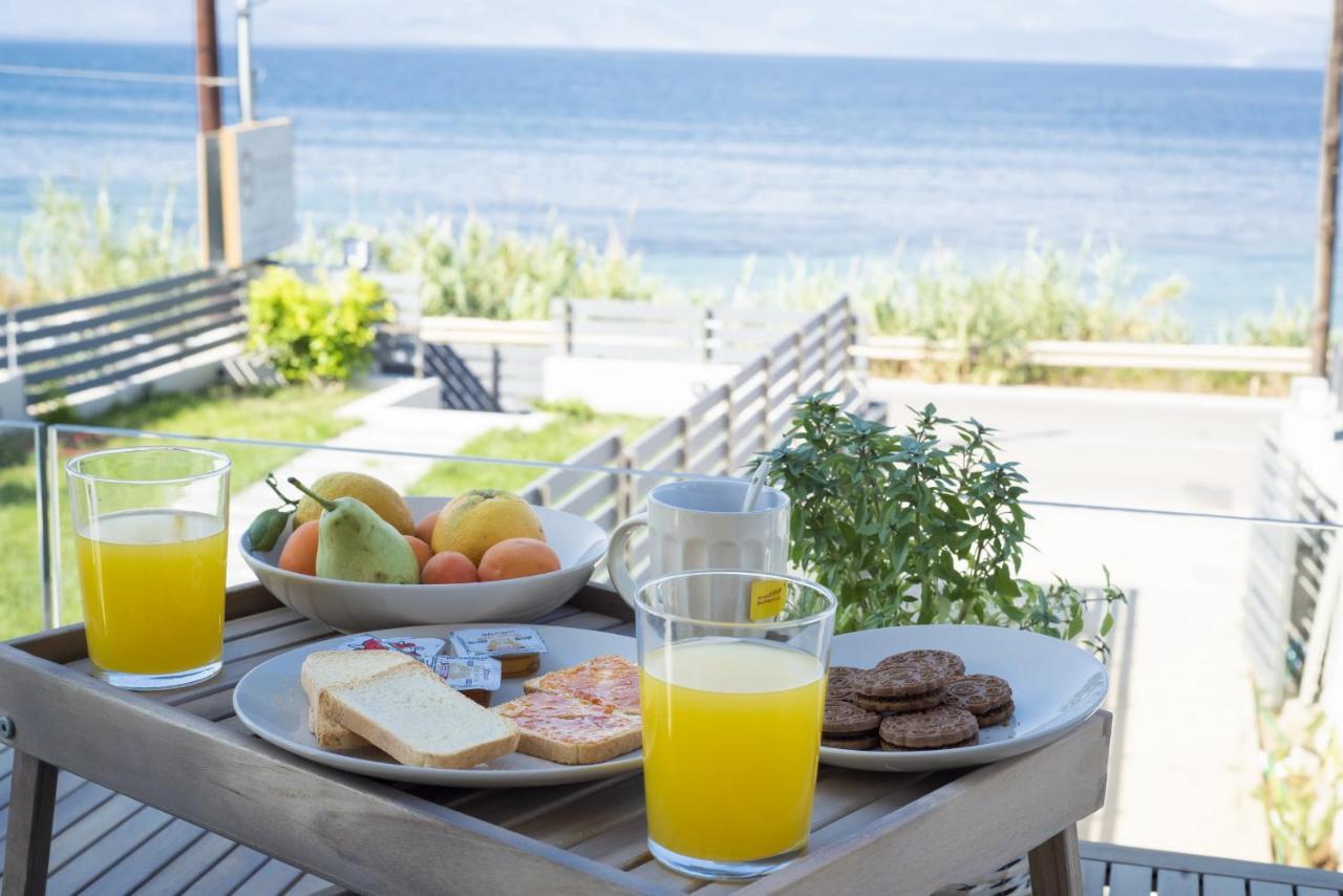 Theros Suites Dhiminio Екстер'єр фото