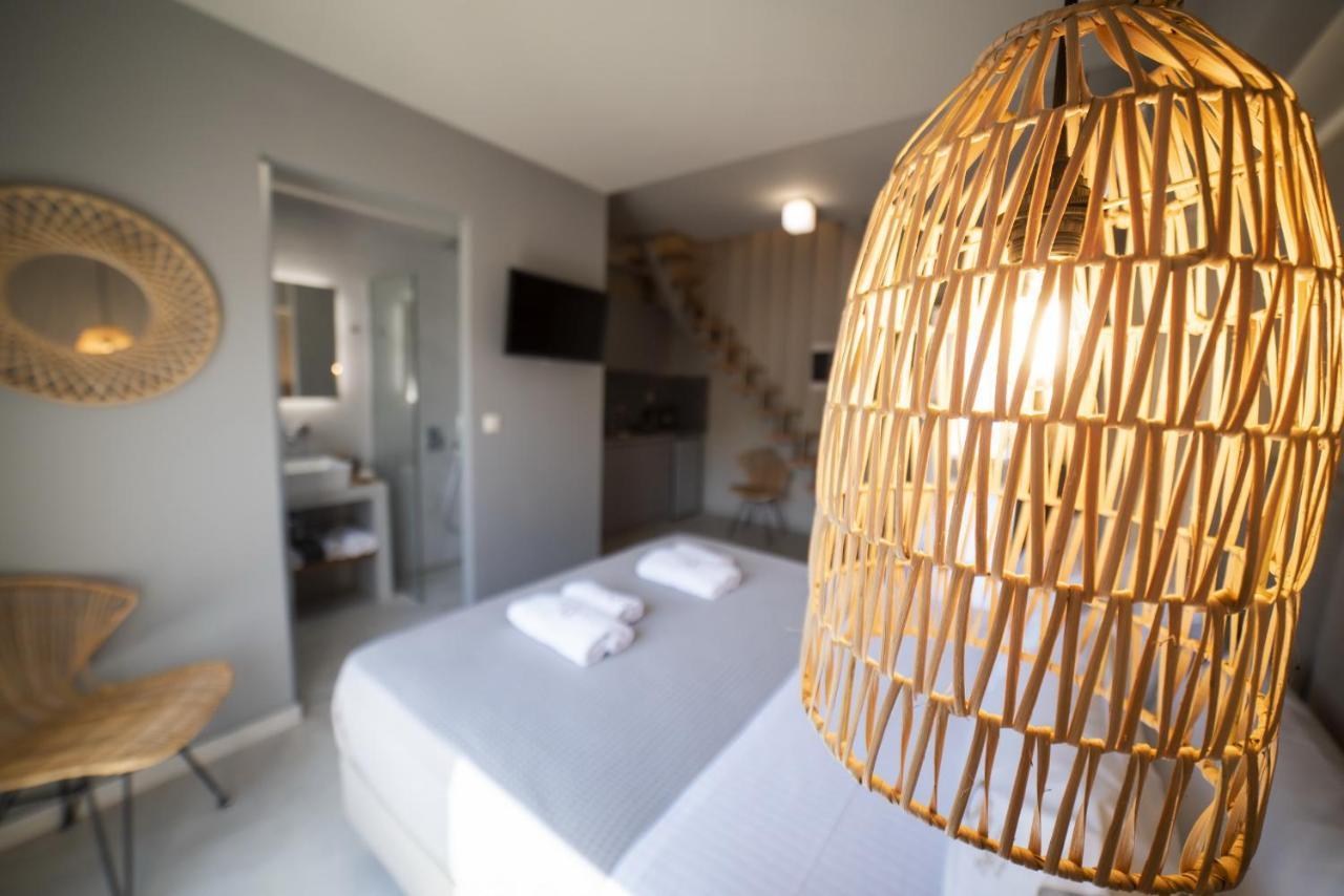Theros Suites Dhiminio Екстер'єр фото
